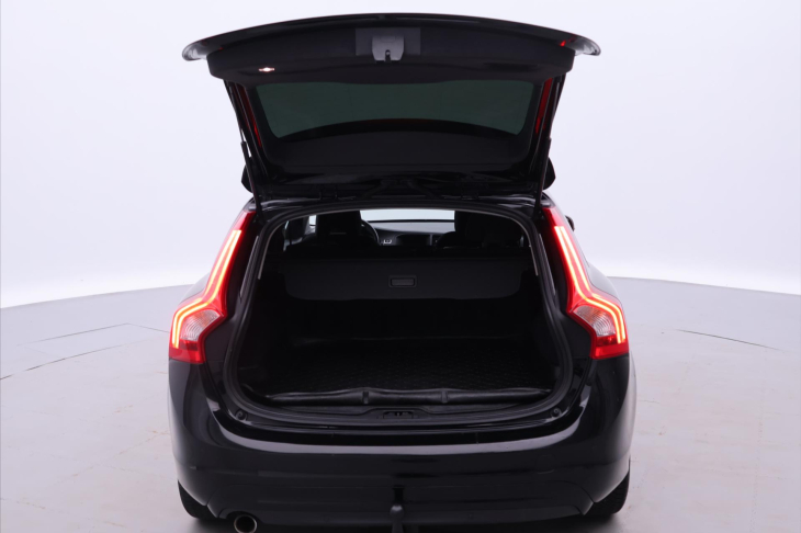 Volvo V60 2,0 D3 110kW Momentum