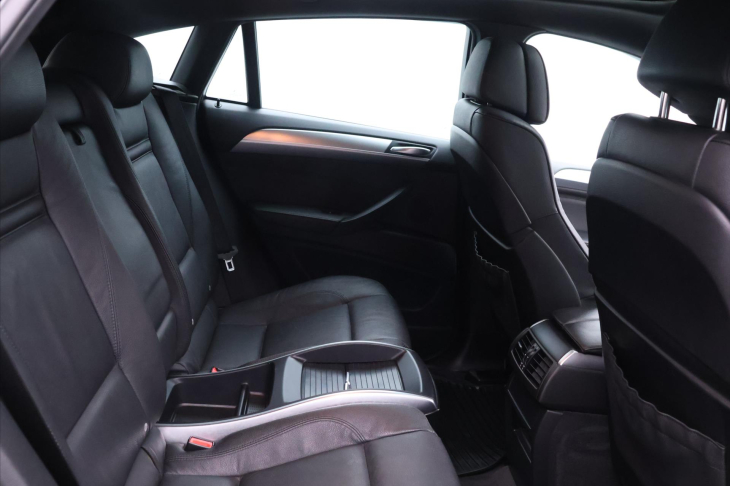 BMW X6 3,0 40D 225kW xDrive CZ