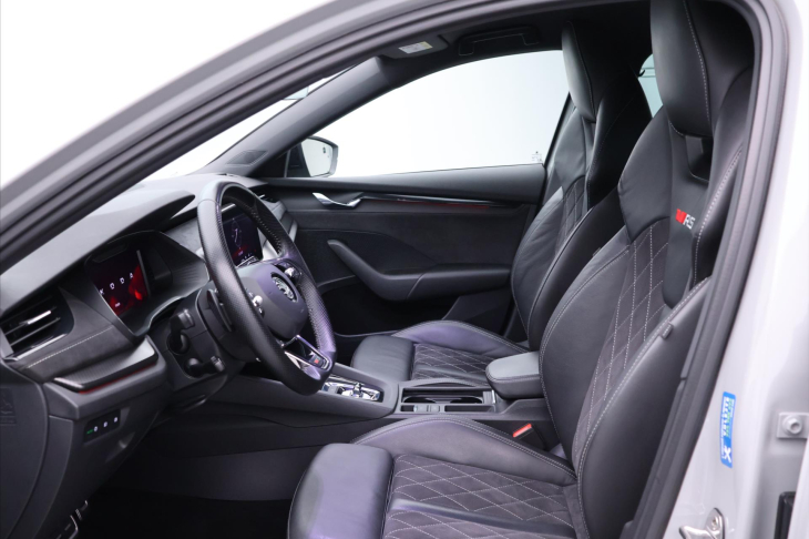 Škoda Octavia 2,0 TDI 147kW DSG CZ RS DPH