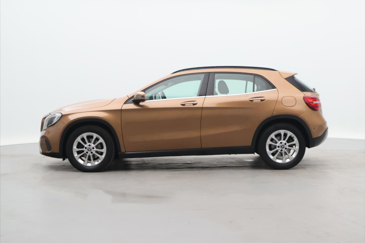 Mercedes-Benz GLA 2,1 200d 100kW 4Matic CZ DPH