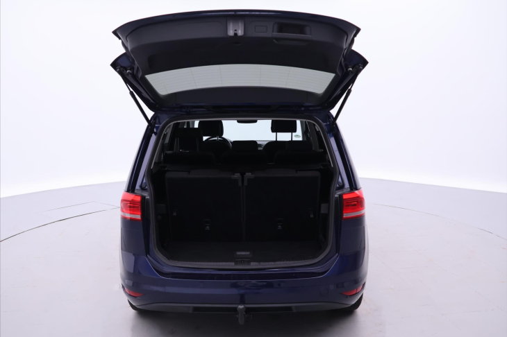 Volkswagen Touran 1,6 TDI Comfortline 7-Míst Navi