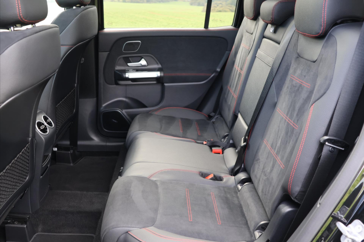 Mercedes-Benz GLB 2,0 200d 4MATIC AMG Premium Plus