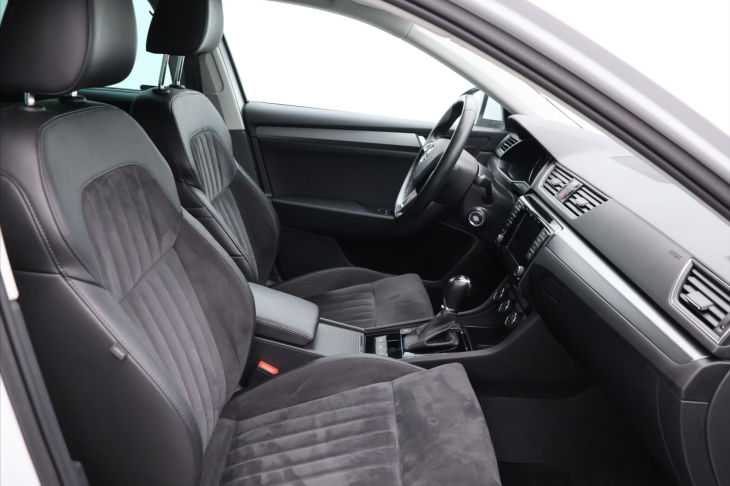 Škoda Superb 2.0 TDI DSG CZ Style Plus Kůže
