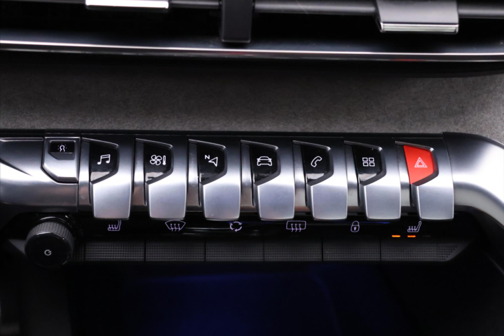 Peugeot 5008 2,0 HDI 133kW Aut. GT line CZ