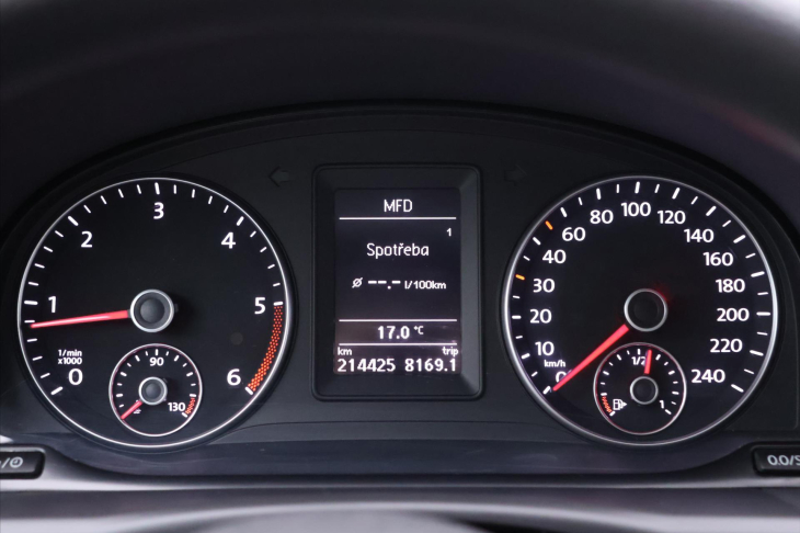 Volkswagen Touran 1,6 TDI CZ 7-Míst Serv.Kniha