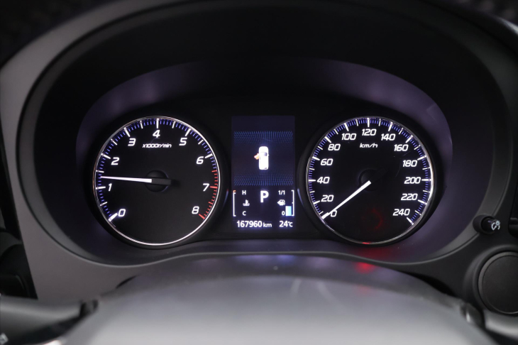 Mitsubishi Outlander 2,0 INTENSE MIVEC 110kW CVT 2WD