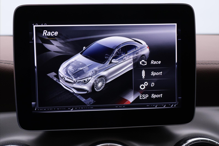 Mercedes-Benz CLA 2,0 45 AMG 280kW 4Matic