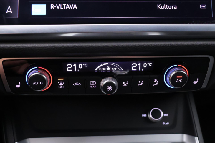 Audi Q3 2,0 40TFSI 140kW virtual 1.Maj