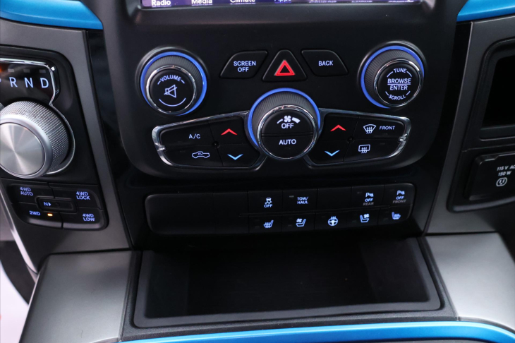 RAM 1500 5,7 Laramite 295kW 4x4 Quad Cab