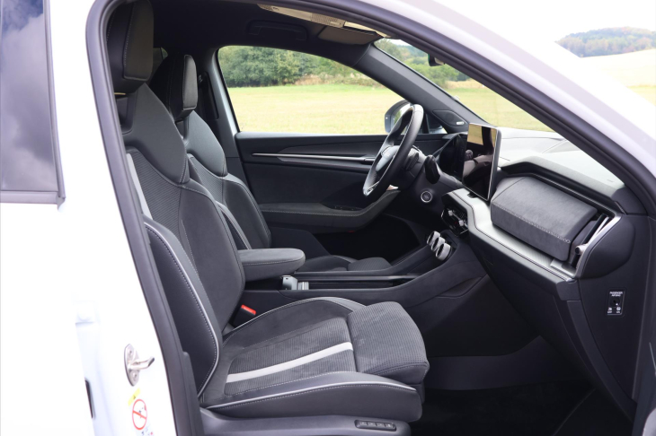 Škoda Kodiaq 2,0 2.0 TDI Sportline 4x4 DSG