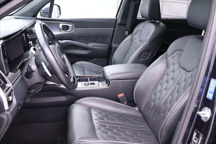 Kia Sorento 1,6 T-GDi 132 kW Premium CZ DPH