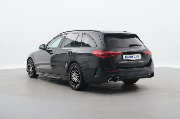 Mercedes-Benz Třídy C 2.0 220d 147kW AMG-Line