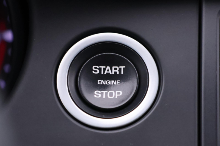 Land Rover Discovery Sport 2,0 TD4 110kW 4x4 Navi Kůže