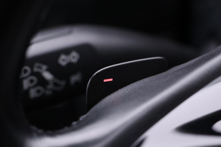 Volkswagen Touareg 4,2 V8 TDI 250 KW 4x4 KLIMA