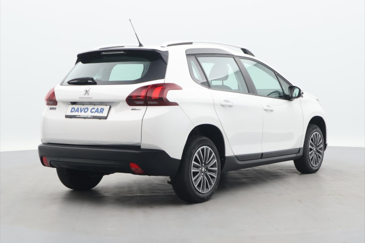 Peugeot 2008 1.2 PT 82k Active Pack 1.Maj