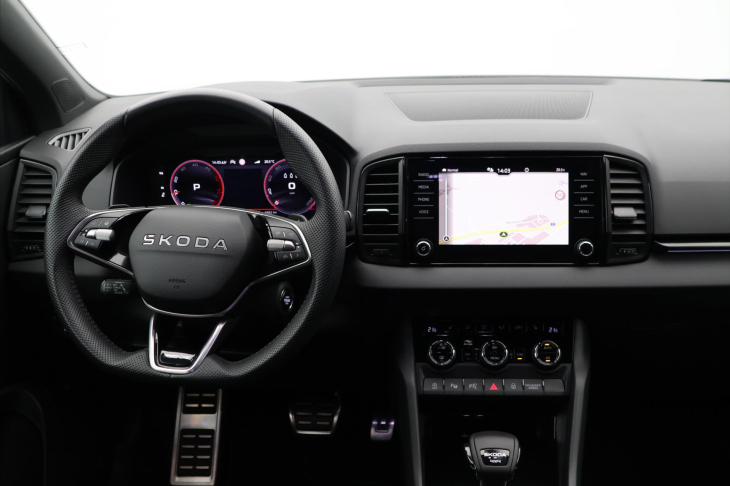 Škoda Karoq 2,0 TDI Sportline 4x4 DSG 1.maj.