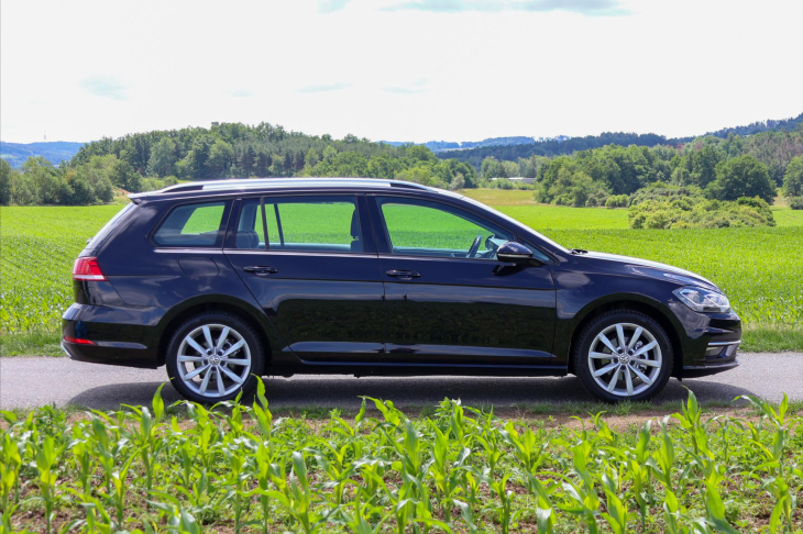 Volkswagen Golf 1,0 TSI 81kW CZ Comfort LED