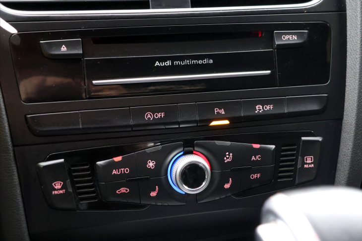 Audi A5 2,0 TFSI 169kW S-Line Xenon