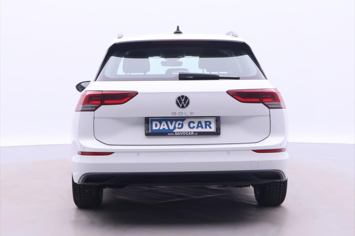 Volkswagen Golf 1,0 TSI 81kW CZ Life 1.Maj DPH