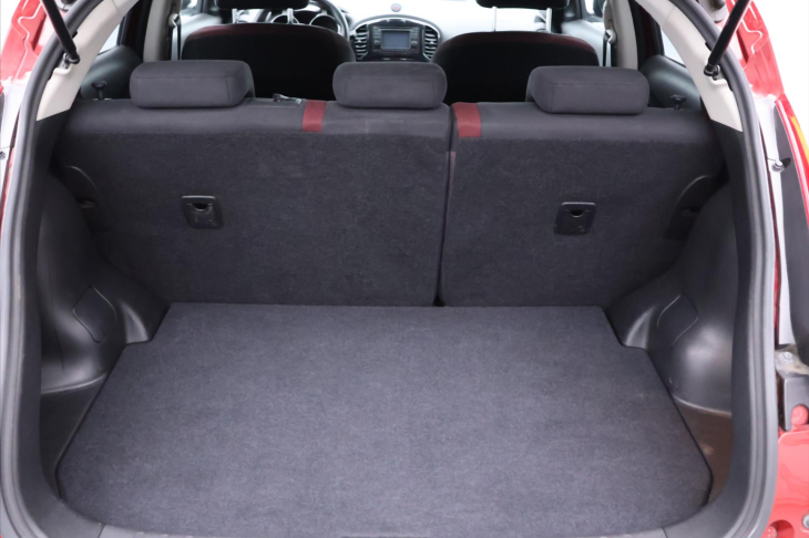 Nissan Juke 1,6 DIG-T 140kW Tekna