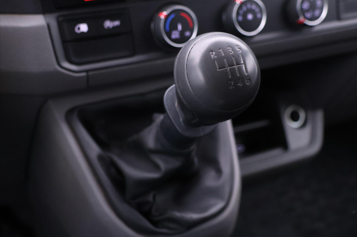 Volkswagen Crafter 2,0 TDI 103kW L2H2 DPH 1.Maj