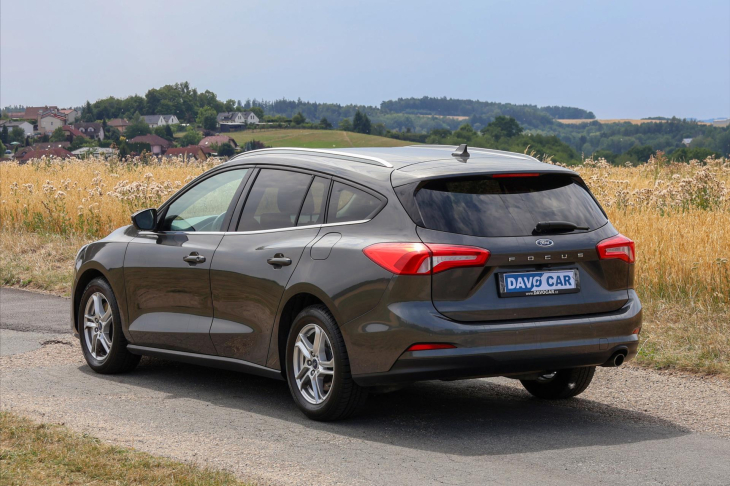 Ford Focus 1,0 EB 92kW EDIT Aut.klima Navi