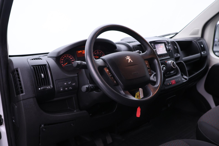Peugeot Boxer 2,2 BlueHDI 121 kW L4H2 CZ