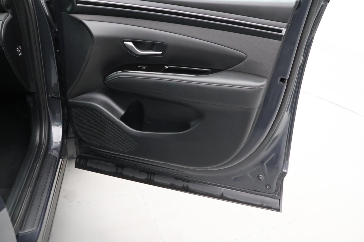 Hyundai Tucson 1,6 CRDi MHEV 100kW DCT Smart