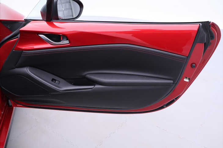 Mazda MX-5 1,5 Skyactiv 96kW Challenge