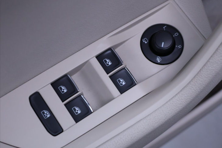 Škoda Superb 2,0 TDI 140kW CZ DSG 4x4 L&K