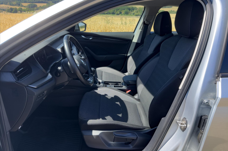 Škoda Octavia 2,0 TDI 85kW Ambition CZ DPH