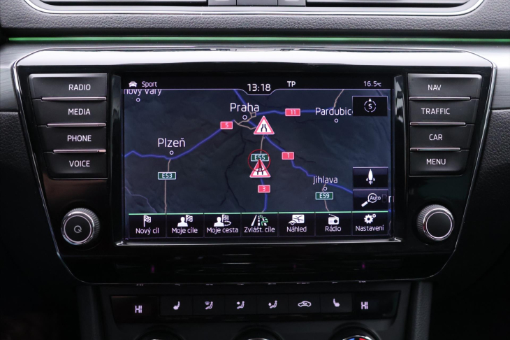 Škoda Superb 2,0 TDI 140kW DSG Style Kůže