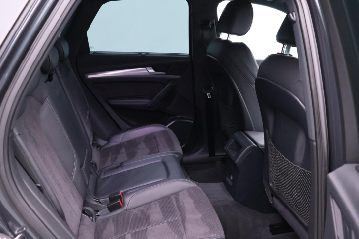 Audi Q5 2,0 TDI 140kW S-Line Quattro