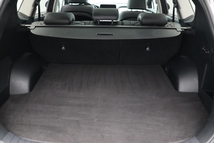 Hyundai Santa Fe 2,2 CRDI 142kW Style 4x4CZ DPH