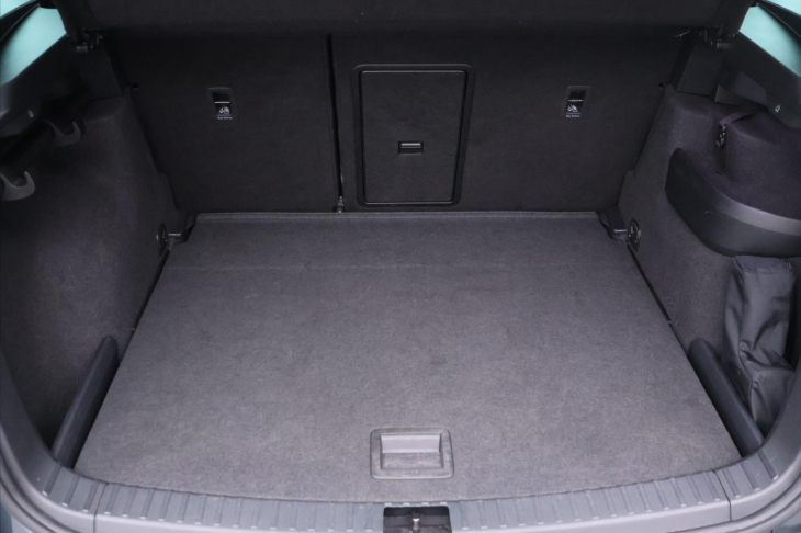 Škoda Karoq 2,0 TSI DSG Sportline 4x4 Pan