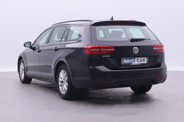 Volkswagen Passat 1,6 TDI Highline Aut klima LED
