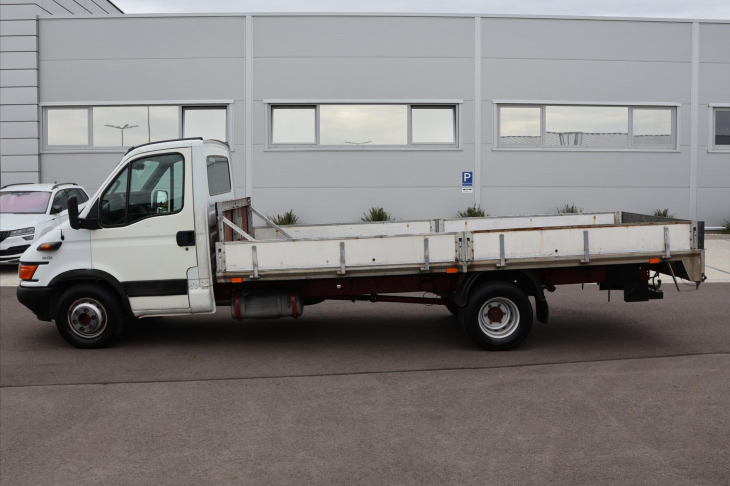 Iveco Daily 2,8 65C15 107kW Tažné