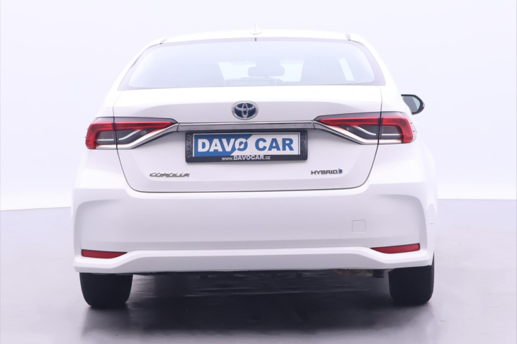 Toyota Corolla 1,8 HB Active Aut. DPH CZ 1.Maj.