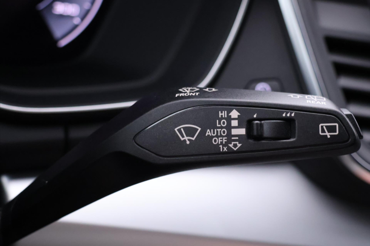 Audi Q5 2,0 40TDI S-line quattro DPH