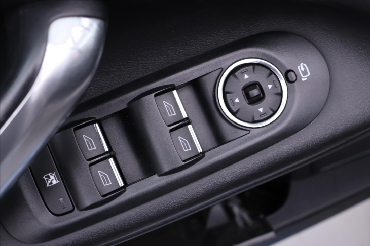 Ford Mondeo 2,0 TDCi 120kW Titanium Navi