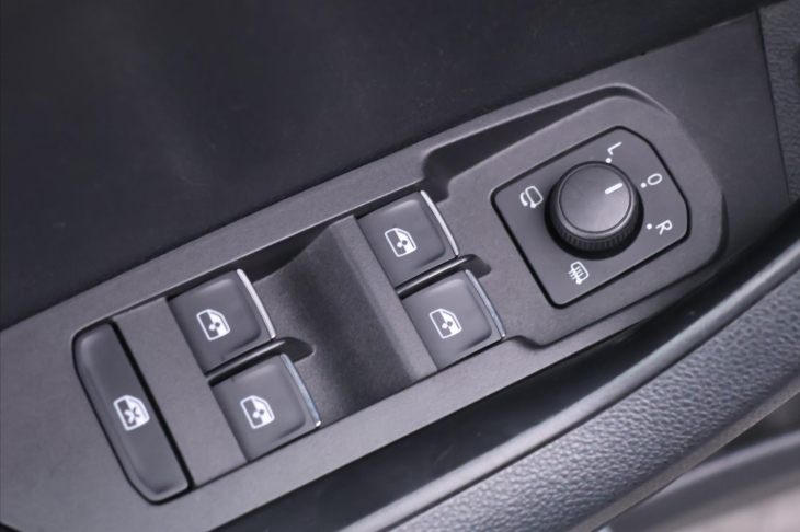 Škoda Karoq 1,5 TSI 110kW Style LED DPH