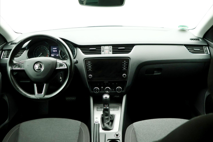 Škoda Octavia 2,0 TDI DSG Soleil