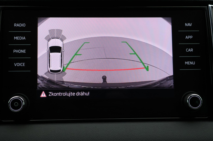 Škoda Karoq 1,5 TSI 110kW DSG 4x4 Scout