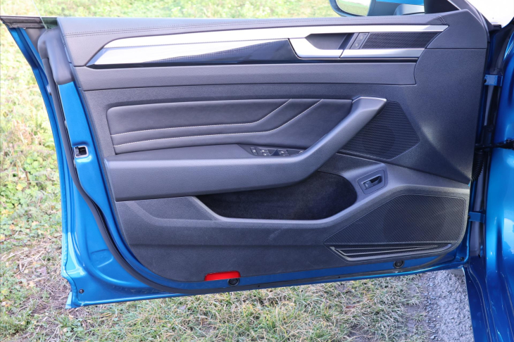 Volkswagen Arteon Shooting Brake 2,0 TDI DSG R-line 4M LED DPH