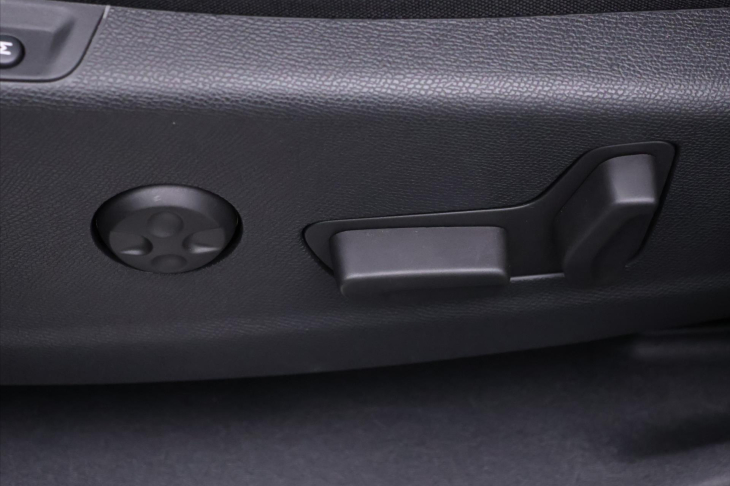 Peugeot 5008 2,0 BlueHDI 130kW CZ 1.Maj. GT