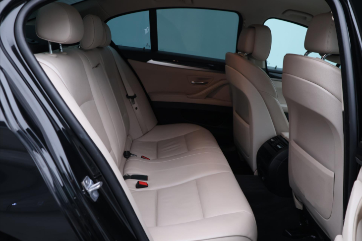 BMW Řada 5 3,0 530d 190kW xDrive Aut. CZ
