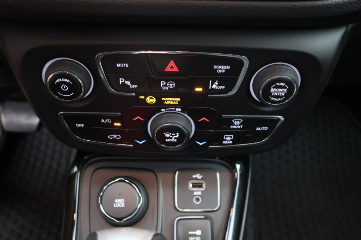 Jeep Compass 2,0 CRDI 125kW Aut 4WD Limited