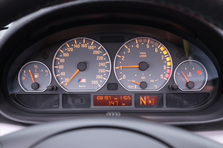 BMW M3 3,2 252KW SMG 108TKM