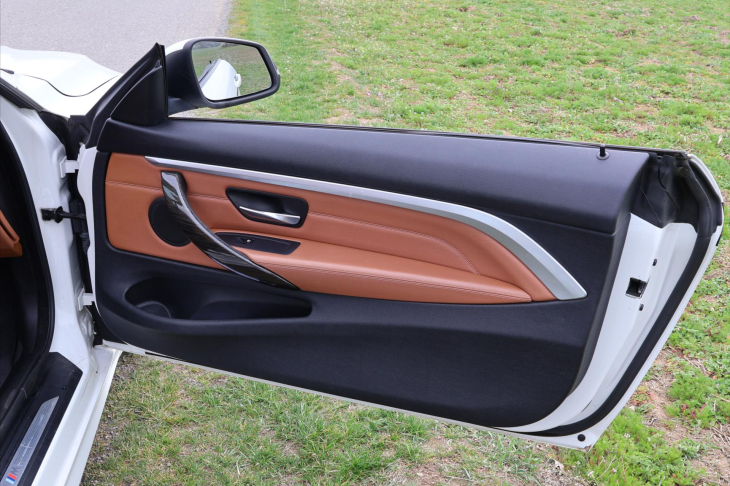 BMW Řada 4 2,0 M-Packet Luxury Cabrio