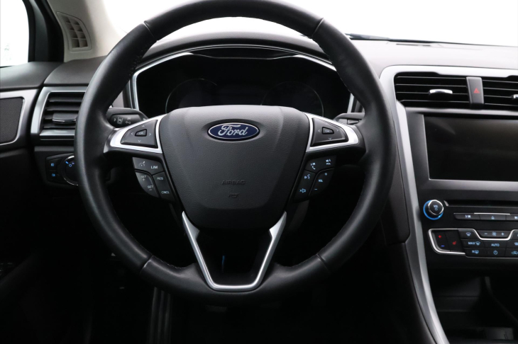 Ford Mondeo 2.0 TDCI 110KW CZ 4x4 LED